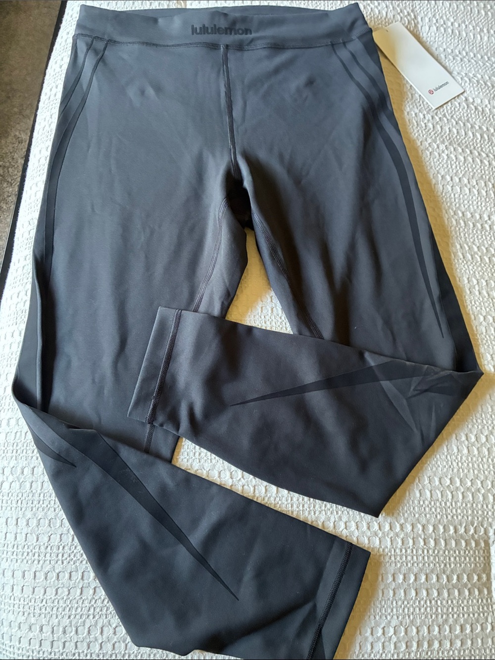 lululemon Wunder Under flock black legging** Brand New!!